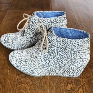 TOMS Desert Wedge Bootie